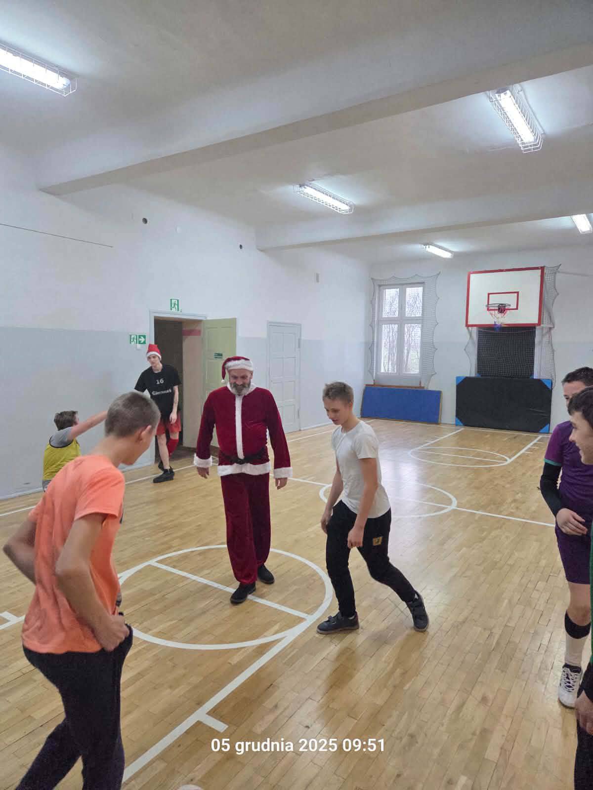 turniej mikołajkowy